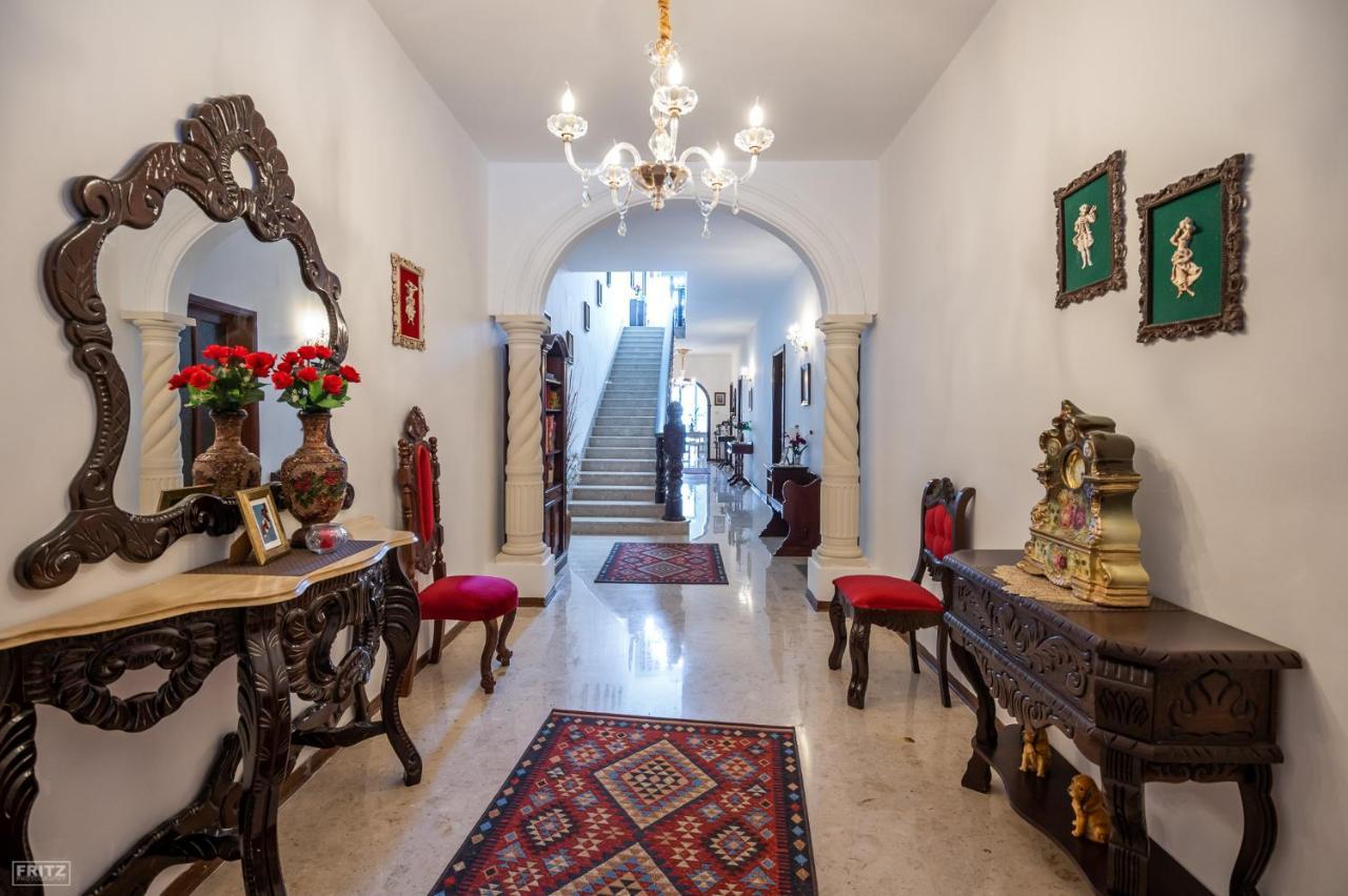 Close To Airport, Double Bedroom, Sofa-Bed, Private Bathroom For Adults And Children Aged 10 And Over Only Gudja Екстериор снимка
